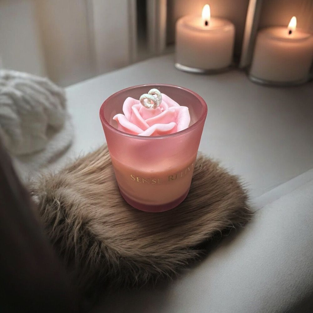 Rose & White Musk Candle